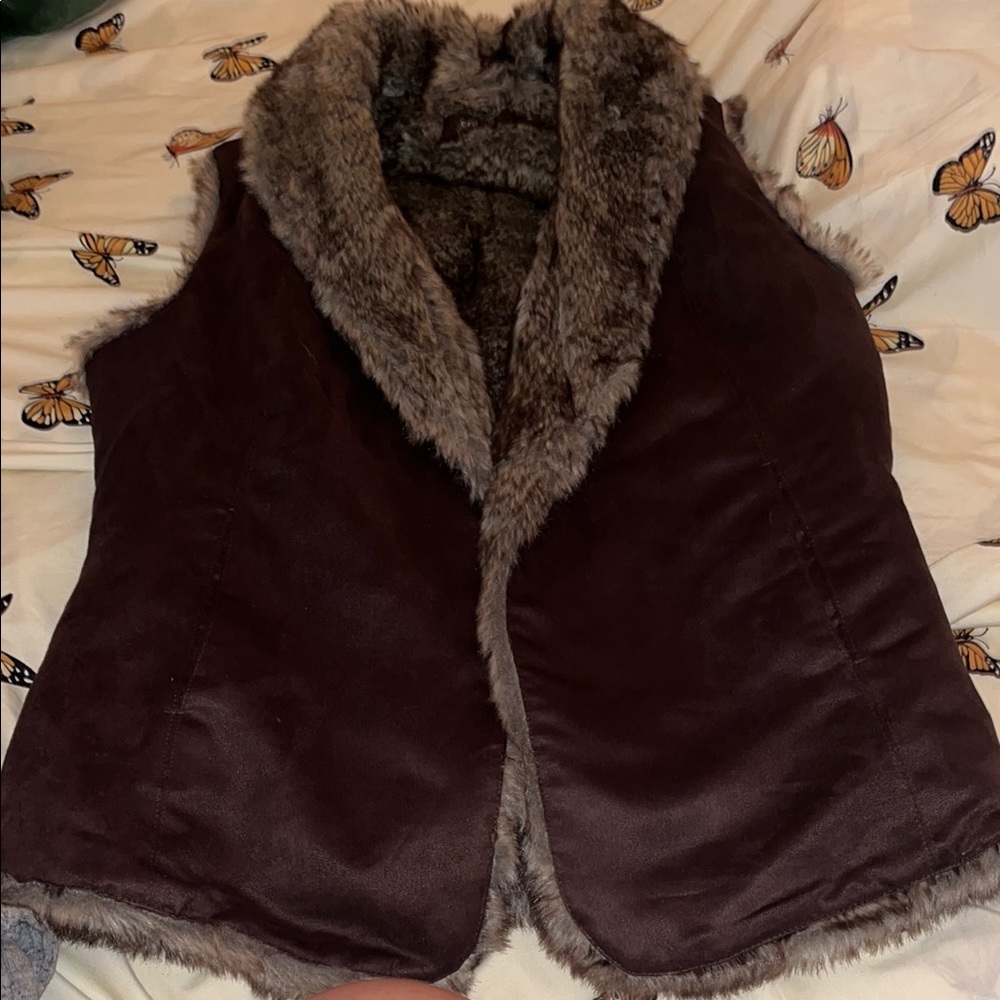 CROSBY Women's Faux Suede Faux Fur Lined Vest - Brown